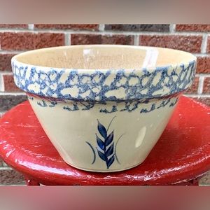 Vintage Robinson Ransbottom RRP Roseville Pottery Wheat Spongeware Mixing Bowl